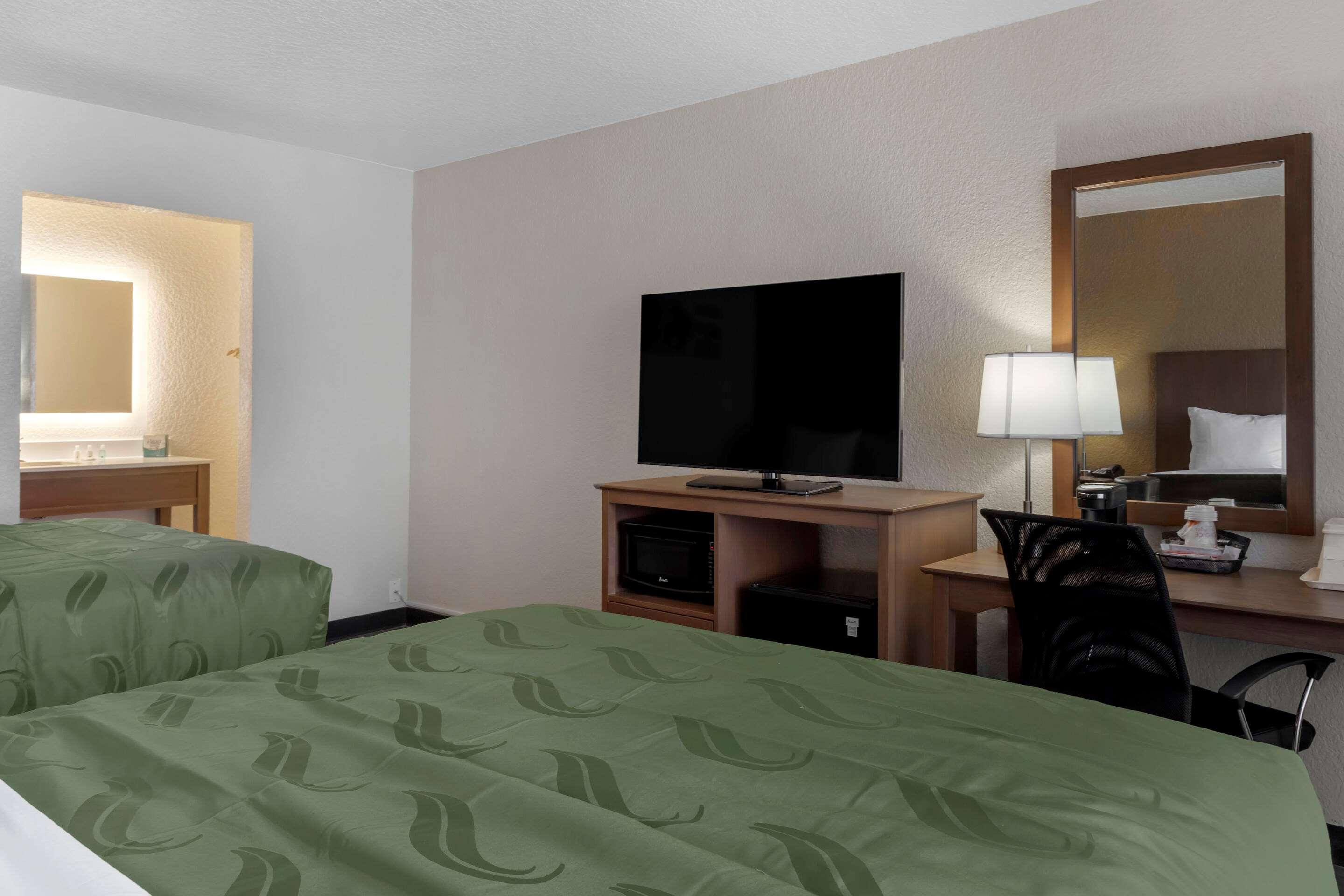 Quality Inn Saint Petersburg North-Tampa Bay St. Petersburg Exterior foto
