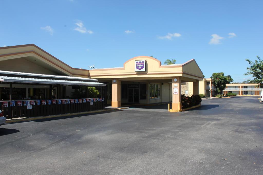 Quality Inn Saint Petersburg North-Tampa Bay St. Petersburg Exterior foto
