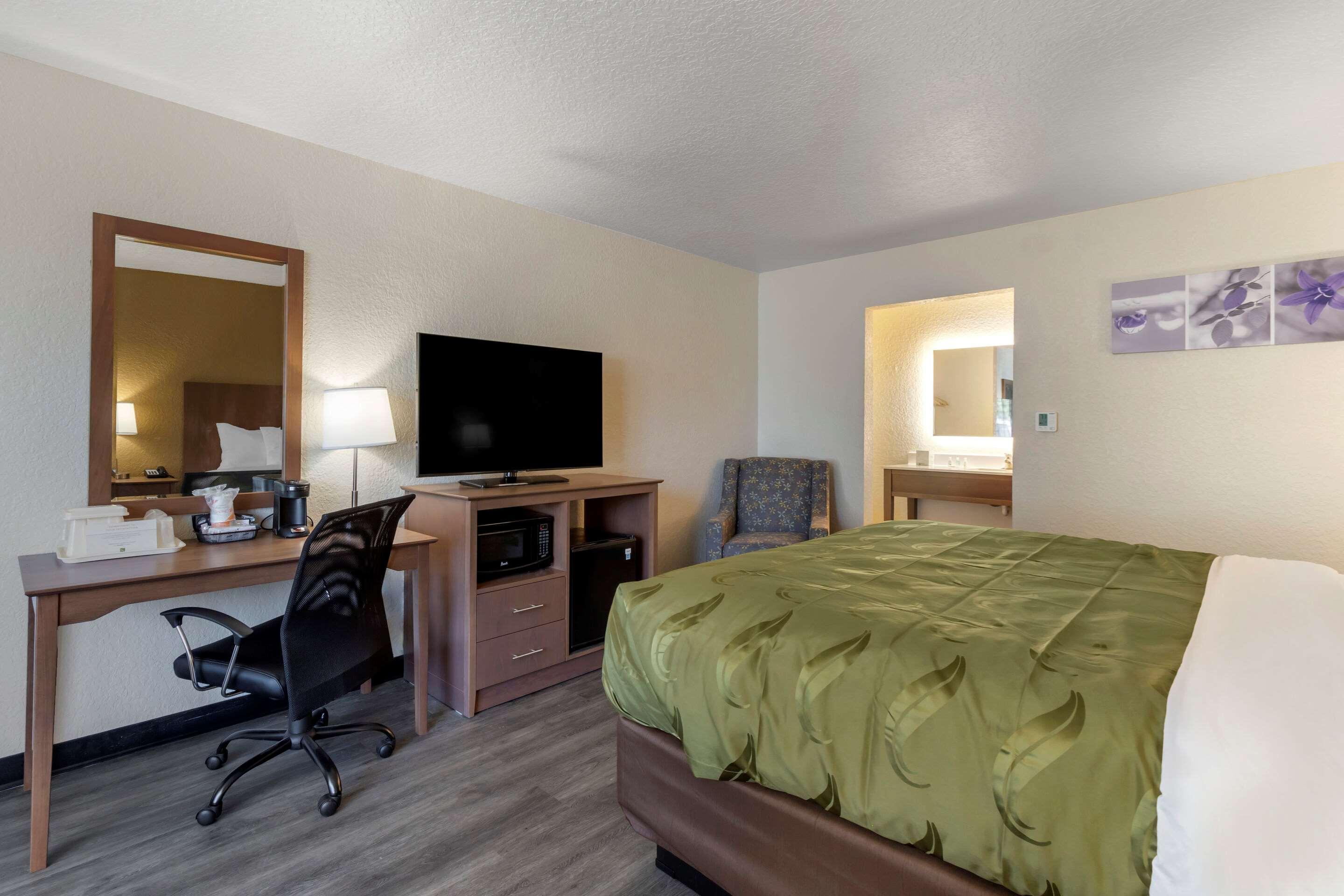 Quality Inn Saint Petersburg North-Tampa Bay St. Petersburg Exterior foto