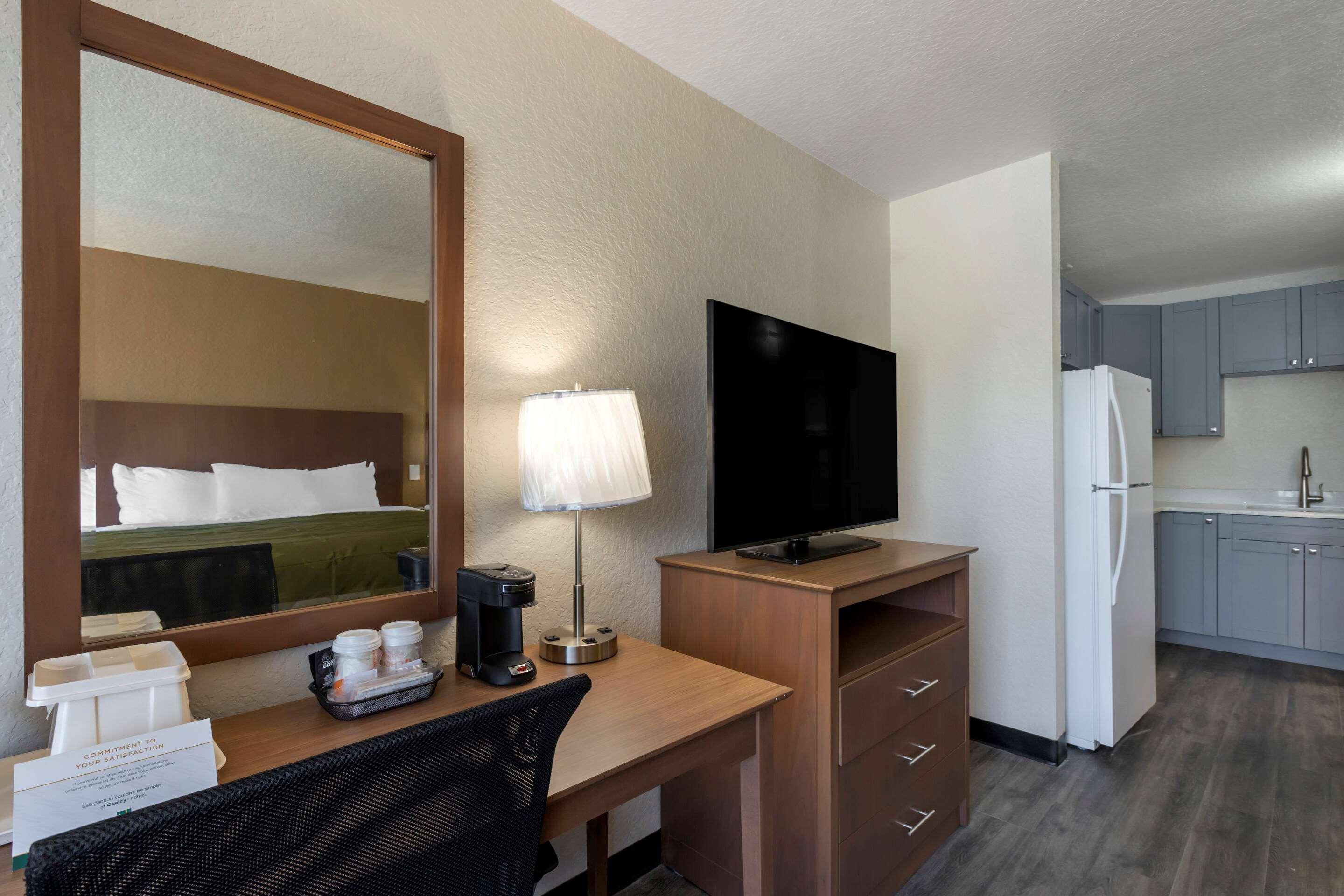Quality Inn Saint Petersburg North-Tampa Bay St. Petersburg Exterior foto