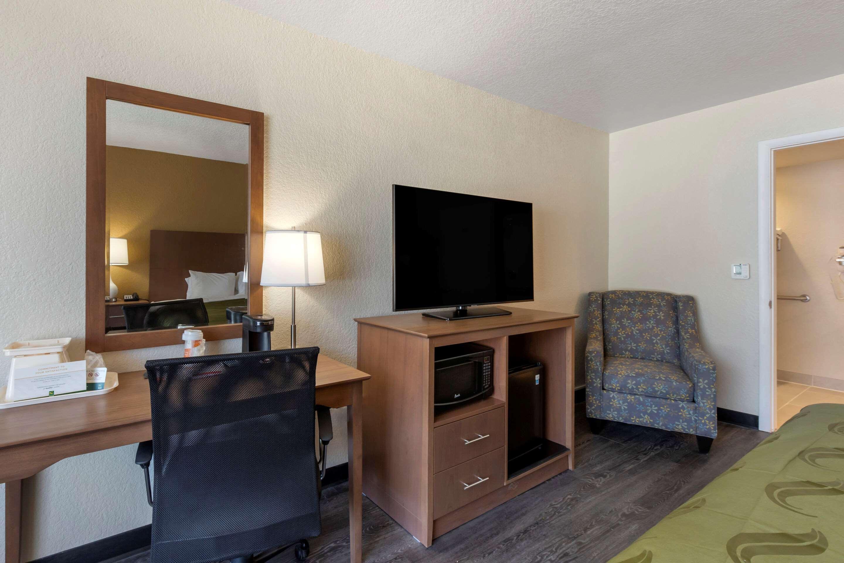Quality Inn Saint Petersburg North-Tampa Bay St. Petersburg Exterior foto